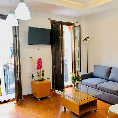Tuguest Plaza Nueva Apartment Granada Buitenkant foto